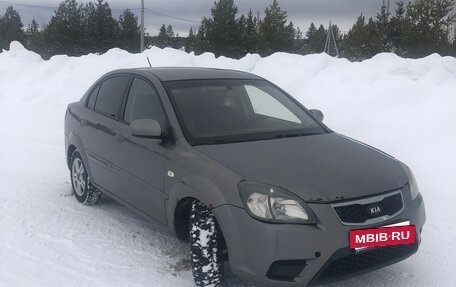 KIA Rio II, 2011 год, 420 000 рублей, 3 фотография