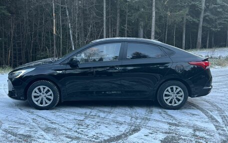 Hyundai Solaris II рестайлинг, 2022 год, 1 550 000 рублей, 4 фотография