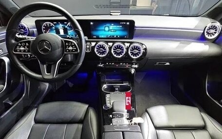 Mercedes-Benz A-Класс, 2021 год, 3 350 000 рублей, 6 фотография