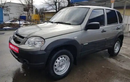 Chevrolet Niva I рестайлинг, 2013 год, 599 000 рублей, 8 фотография
