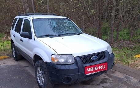 Ford Escape II, 2004 год, 450 000 рублей, 2 фотография