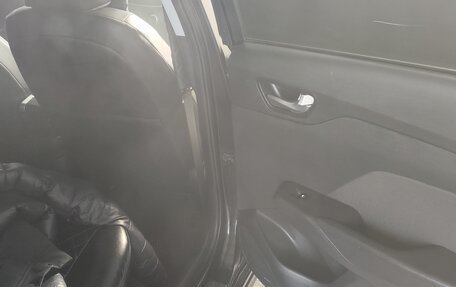 Hyundai Solaris II рестайлинг, 2019 год, 1 250 000 рублей, 28 фотография