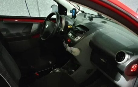 Peugeot 107 I рестайлинг, 2011 год, 490 000 рублей, 6 фотография