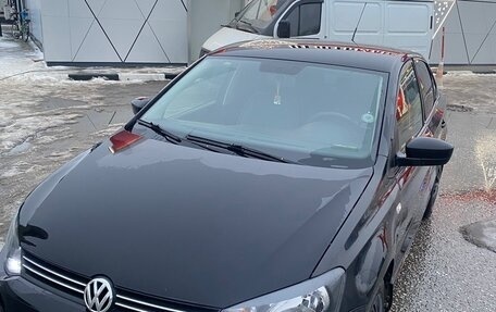 Volkswagen Polo VI (EU Market), 2012 год, 1 000 000 рублей, 2 фотография