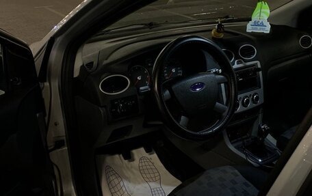 Ford Focus II рестайлинг, 2006 год, 550 000 рублей, 11 фотография