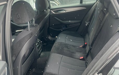 BMW 5 серия, 2019 год, 3 650 000 рублей, 8 фотография