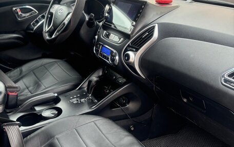 Hyundai ix35 I рестайлинг, 2011 год, 1 300 000 рублей, 21 фотография