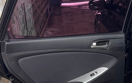 Hyundai Solaris II рестайлинг, 2015 год, 1 170 000 рублей, 12 фотография