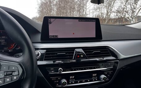 BMW 5 серия, 2019 год, 3 650 000 рублей, 14 фотография