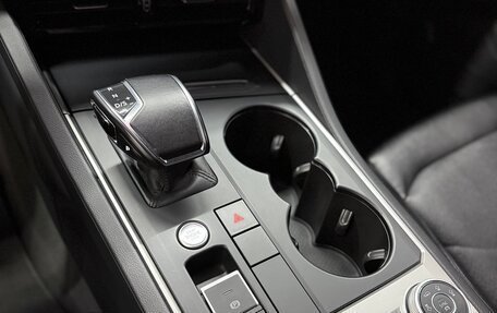 Volkswagen Touareg III, 2019 год, 3 750 000 рублей, 15 фотография