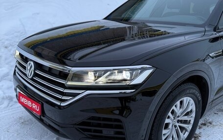 Volkswagen Touareg III, 2019 год, 3 750 000 рублей, 4 фотография