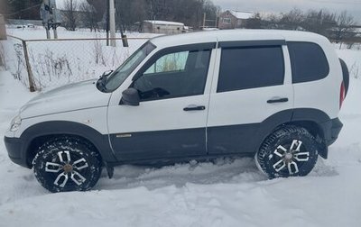 Chevrolet Niva I рестайлинг, 2017 год, 800 000 рублей, 1 фотография