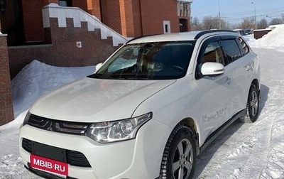 Mitsubishi Outlander III рестайлинг 3, 2013 год, 1 540 000 рублей, 1 фотография