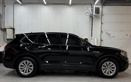 Volkswagen Touareg III, 2019 год, 3 750 000 рублей, 28 фотография