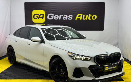 BMW 5 серия, 2024 год, 7 090 000 рублей, 3 фотография