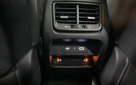 Geely Tugella FY11, 2022 год, 2 932 000 рублей, 24 фотография