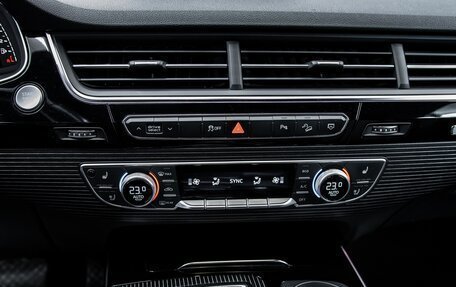 Audi Q7, 2017 год, 4 650 000 рублей, 15 фотография