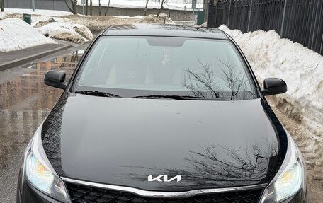 KIA Rio IV, 2021 год, 1 978 000 рублей, 2 фотография