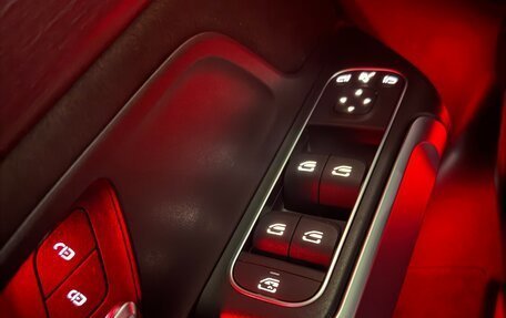 Mercedes-Benz GLB, 2020 год, 3 350 000 рублей, 8 фотография