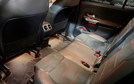 Mercedes-Benz GLB, 2020 год, 3 350 000 рублей, 21 фотография