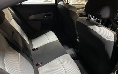 Chevrolet Cruze II, 2011 год, 1 050 000 рублей, 3 фотография