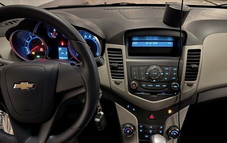 Chevrolet Cruze II, 2011 год, 1 050 000 рублей, 8 фотография