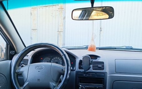 KIA Rio II, 2002 год, 290 000 рублей, 8 фотография