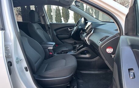 Hyundai ix35 I рестайлинг, 2011 год, 1 280 000 рублей, 18 фотография