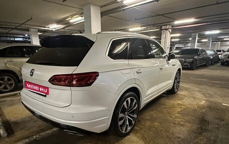 Volkswagen Touareg III, 2019 год, 5 799 000 рублей, 5 фотография