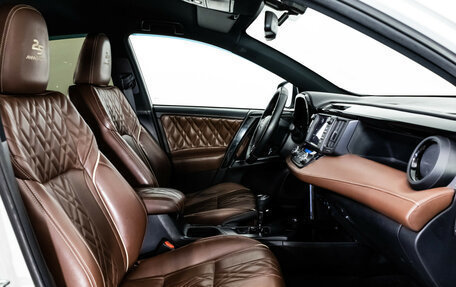 Toyota RAV4, 2019 год, 2 449 000 рублей, 14 фотография