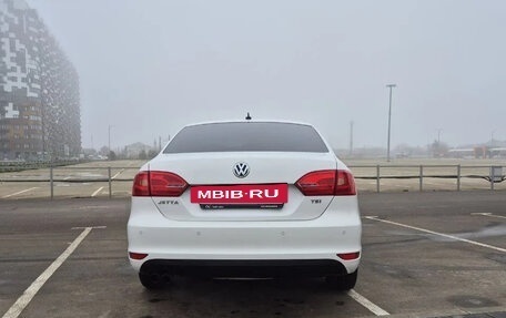 Volkswagen Jetta VI, 2013 год, 1 200 000 рублей, 14 фотография