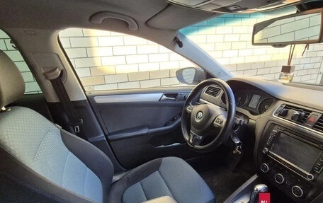 Volkswagen Jetta VI, 2013 год, 1 200 000 рублей, 12 фотография