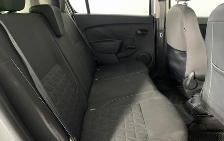 Renault Sandero II рестайлинг, 2016 год, 975 000 рублей, 13 фотография