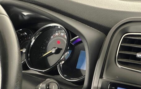 Renault Sandero II рестайлинг, 2015 год, 930 000 рублей, 11 фотография