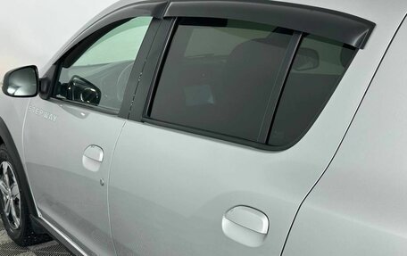 Renault Sandero II рестайлинг, 2015 год, 930 000 рублей, 19 фотография