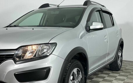 Renault Sandero II рестайлинг, 2015 год, 930 000 рублей, 22 фотография