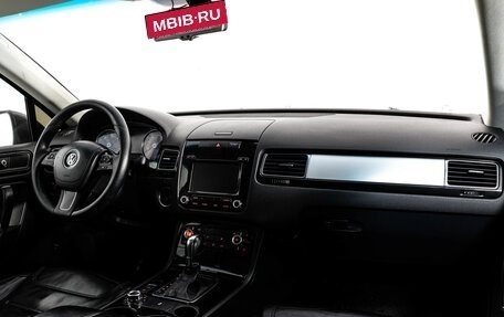 Volkswagen Touareg III, 2011 год, 1 549 000 рублей, 9 фотография