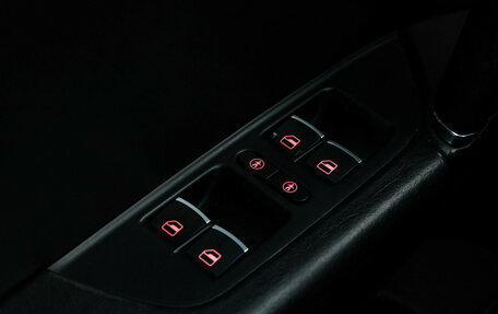 Volkswagen Touareg III, 2011 год, 1 549 000 рублей, 16 фотография