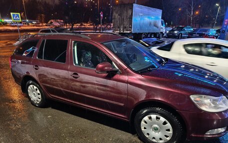 Skoda Octavia, 2011 год, 800 000 рублей, 2 фотография