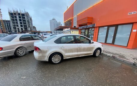 Volkswagen Polo VI (EU Market), 2014 год, 680 000 рублей, 2 фотография