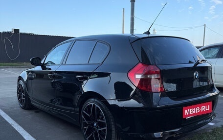 BMW 1 серия, 2010 год, 1 100 000 рублей, 10 фотография