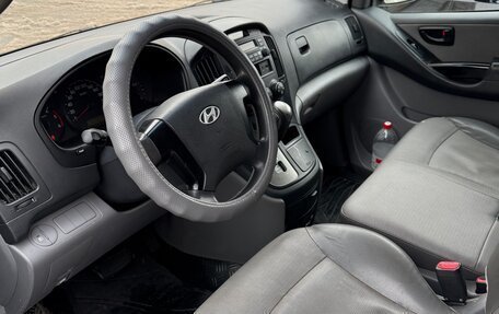 Hyundai Grand Starex Grand Starex I рестайлинг 2, 2011 год, 1 000 000 рублей, 6 фотография