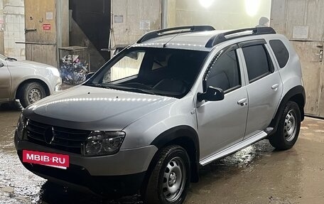 Renault Duster I рестайлинг, 2013 год, 780 000 рублей, 2 фотография