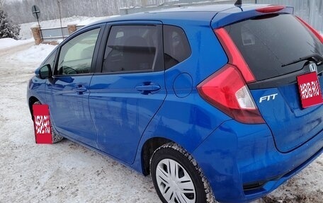 Honda Fit III, 2019 год, 980 000 рублей, 4 фотография