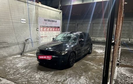 BMW 1 серия, 2005 год, 900 000 рублей, 6 фотография