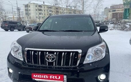 Toyota Land Cruiser Prado 150 рестайлинг 2, 2013 год, 3 100 000 рублей, 2 фотография