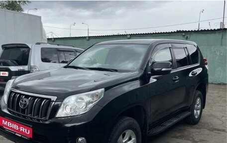 Toyota Land Cruiser Prado 150 рестайлинг 2, 2013 год, 3 100 000 рублей, 3 фотография