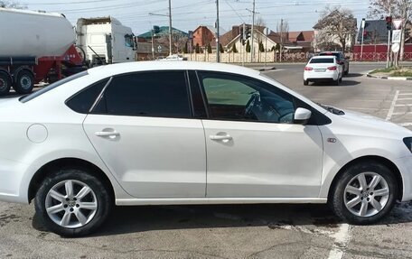 Volkswagen Polo VI (EU Market), 2013 год, 720 000 рублей, 3 фотография