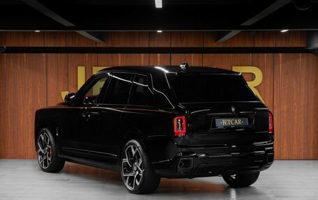 Rolls-Royce Cullinan, 2025 год, 70 800 000 рублей, 8 фотография