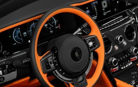 Rolls-Royce Cullinan, 2025 год, 70 800 000 рублей, 16 фотография